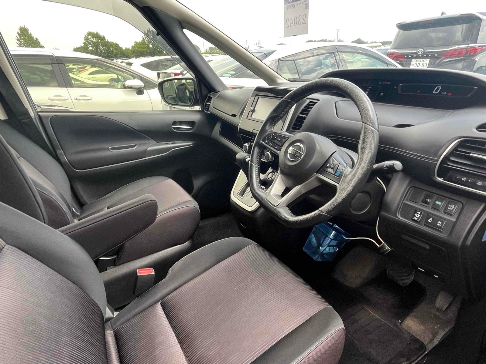 NISSAN SERENA HV 5D HIGHWAY STAR PROPILOT EDITION Image 9