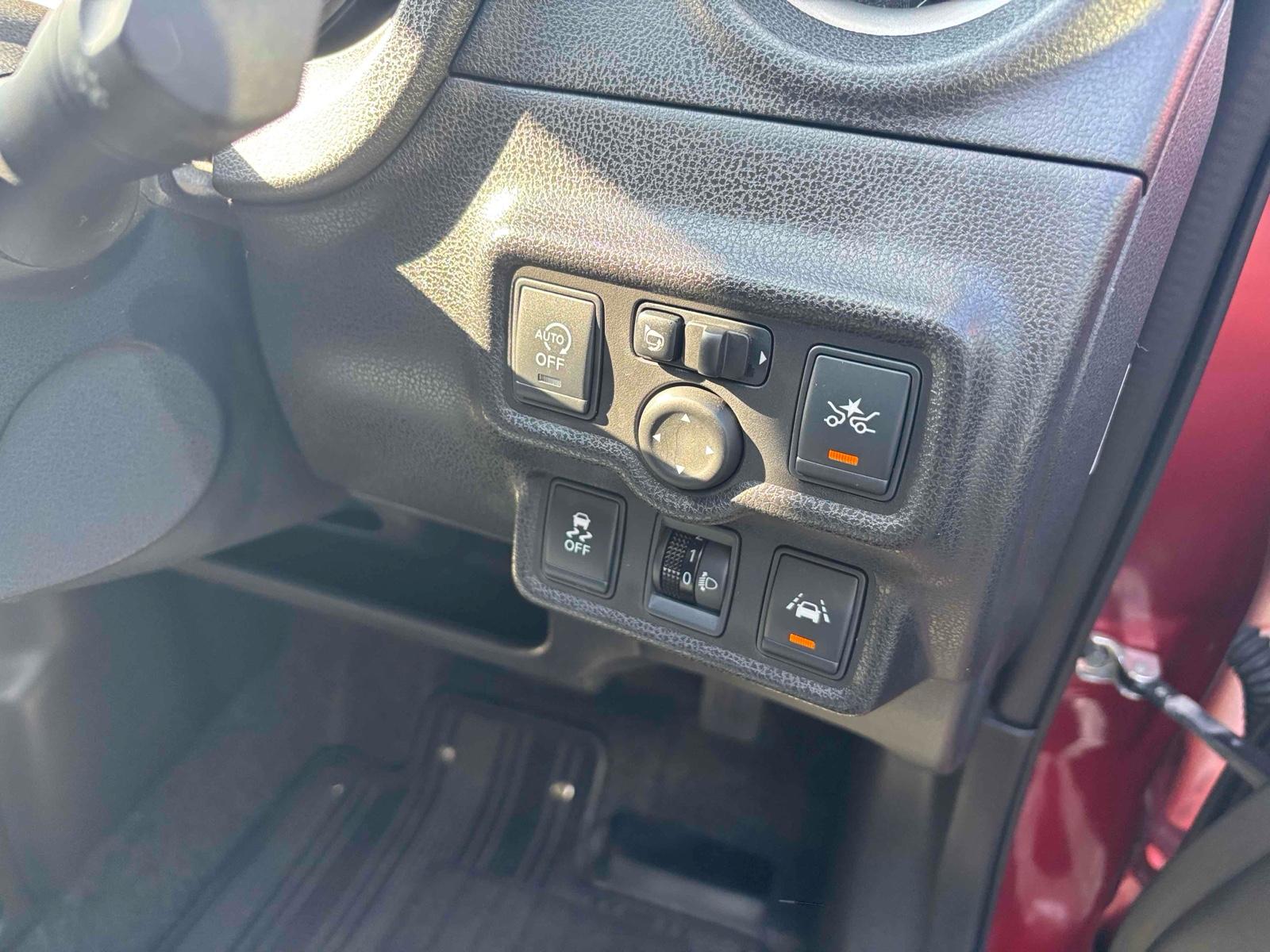NISSAN NOTE XV SELECTION SAFETY PKG Image 6