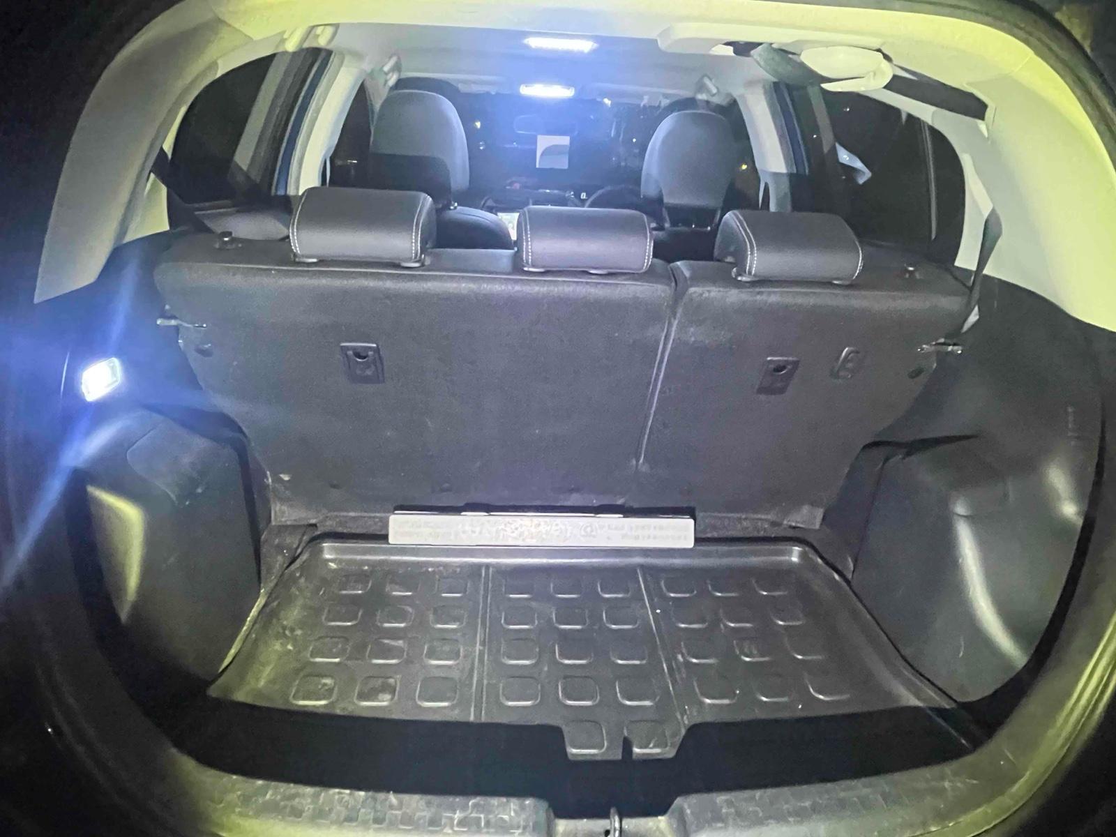 TOYOTA AQUA G BLACK SOFT LEATHER SELECTION Image 16