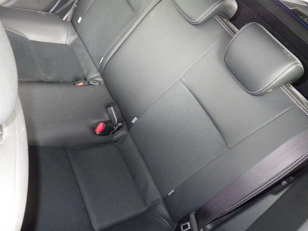 TOYOTA AQUA G BLACK SOFT LEATHER SELECTION Image 6