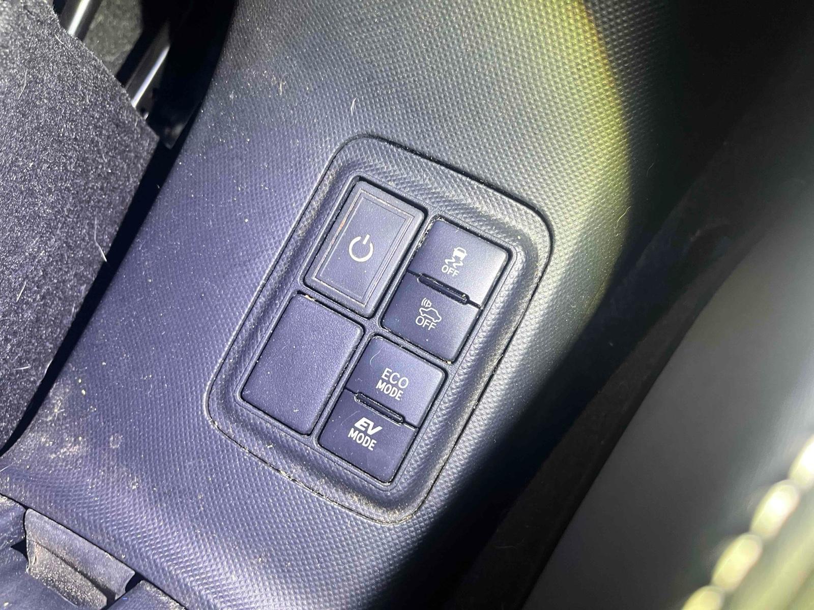 TOYOTA AQUA G BLACK SOFT LEATHER SELECTION Image 14