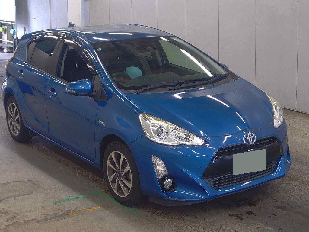 2016 Toyota AQUA 77,300 km