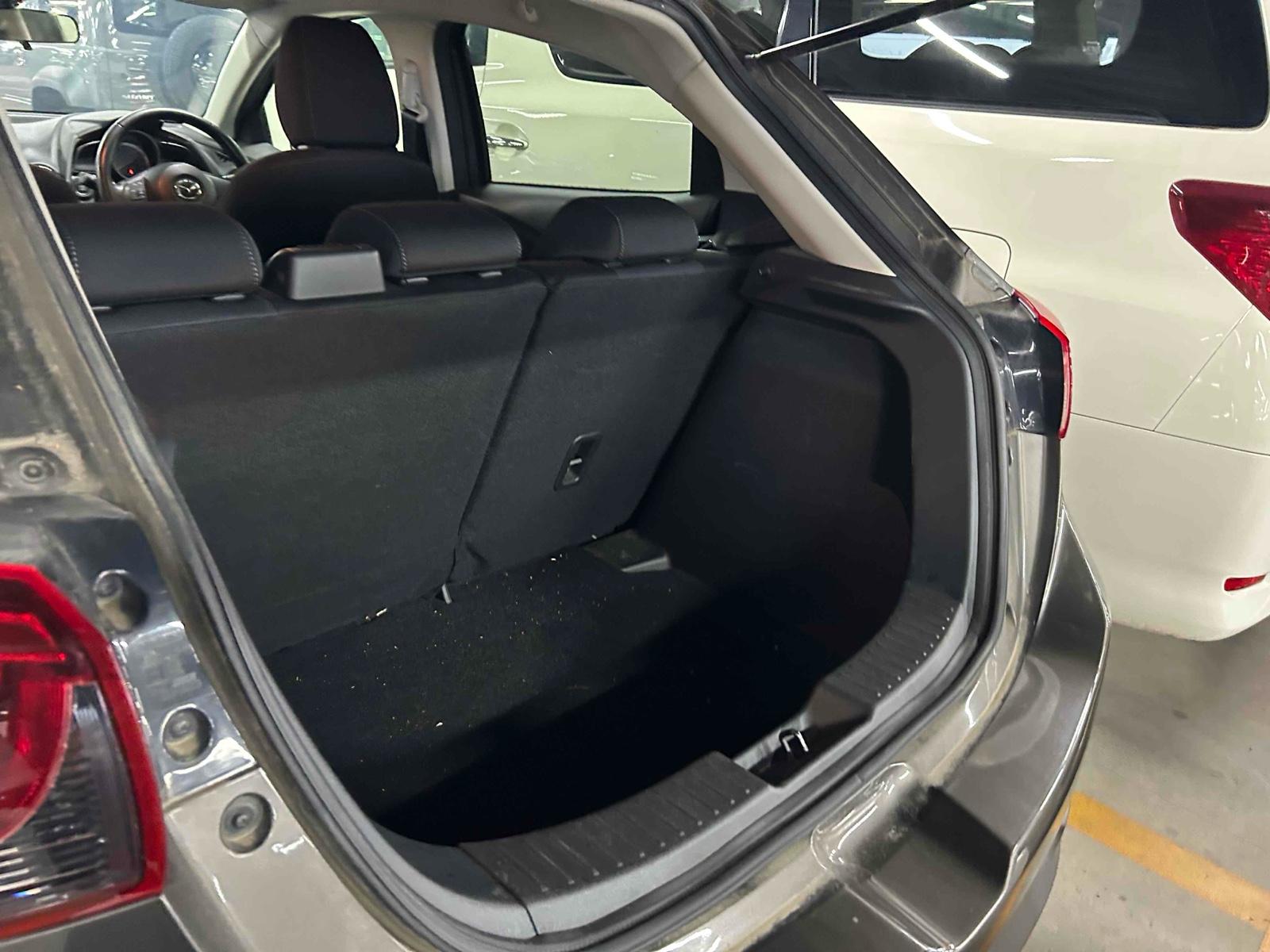 MAZDA DEMIO 13S Image 16