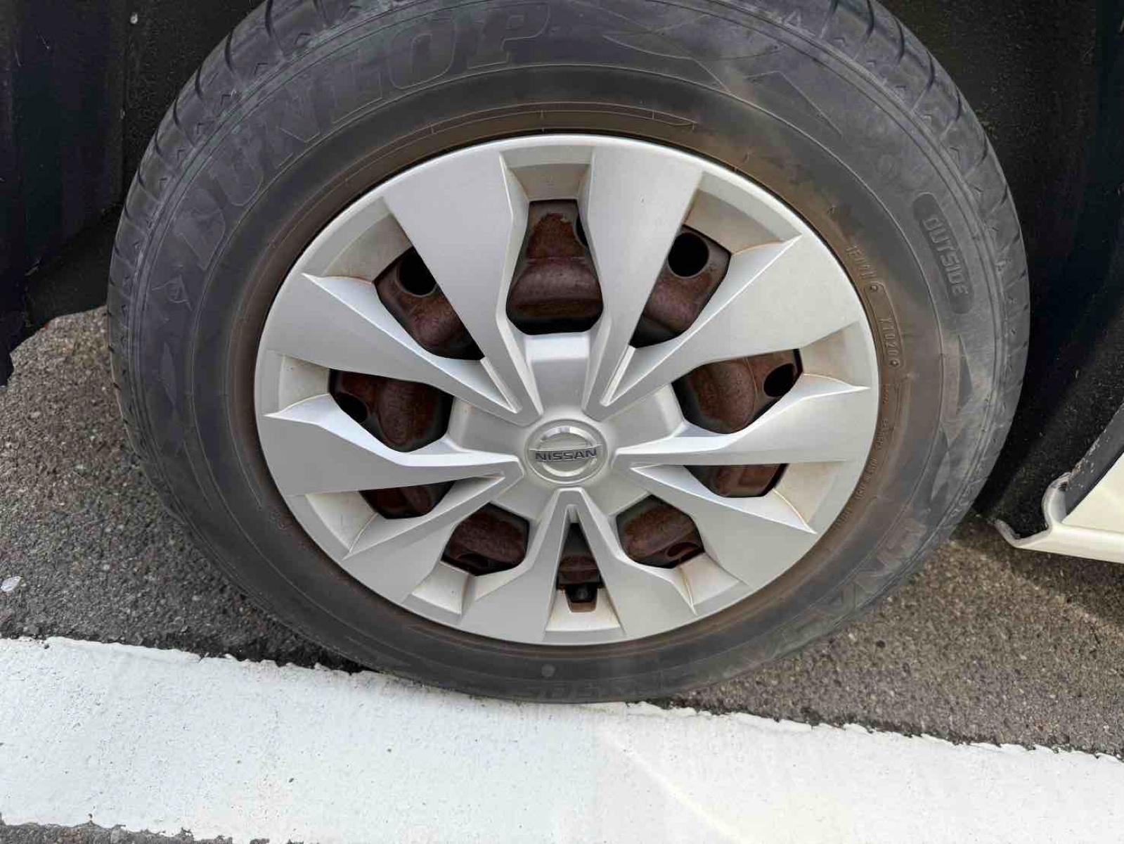 NISSAN SERENA S Image 13