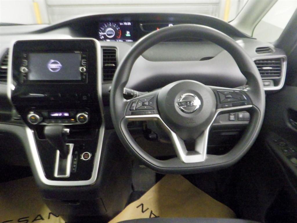 NISSAN SERENA S Image 3