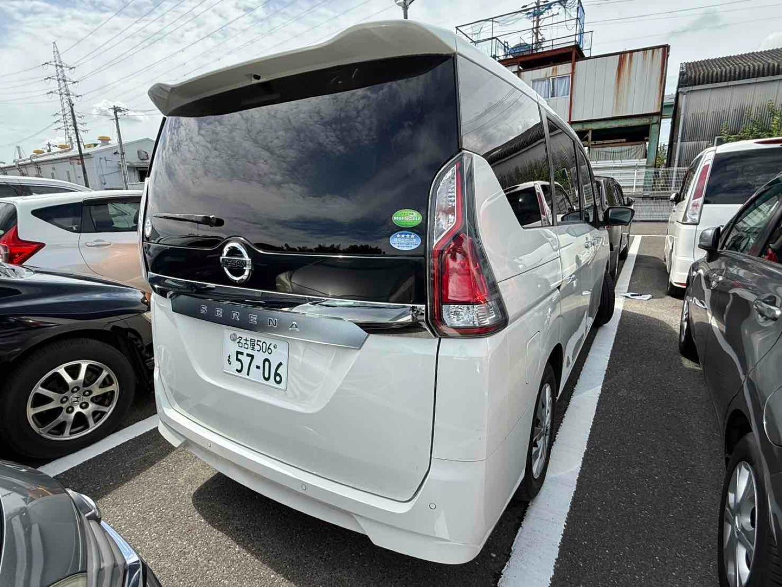 NISSAN SERENA S Image 7