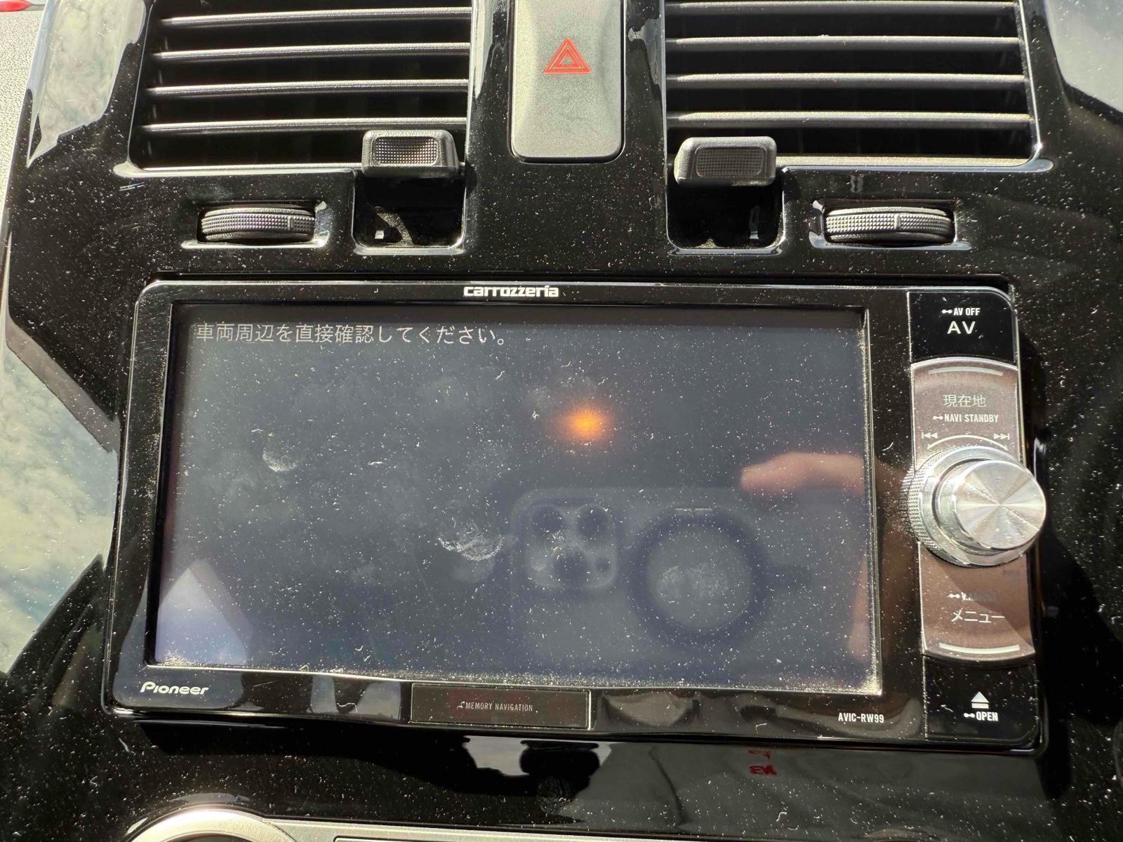 NISSAN LEAF S Image 10