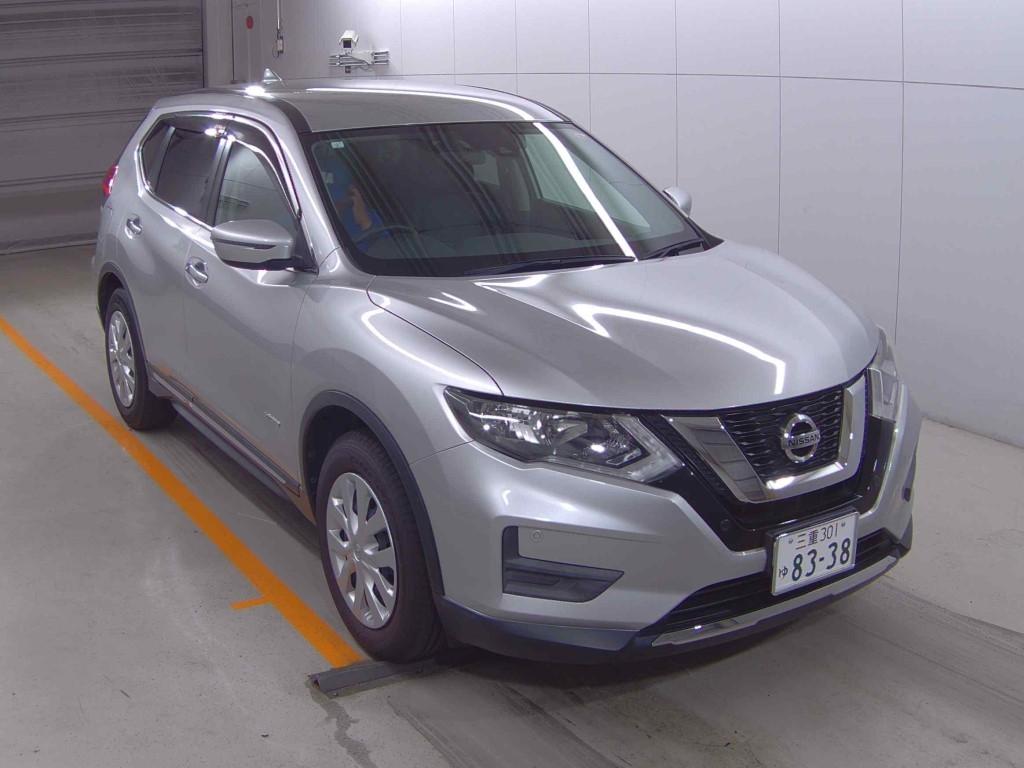 2019 Nissan X-TRAIL 29,000 km