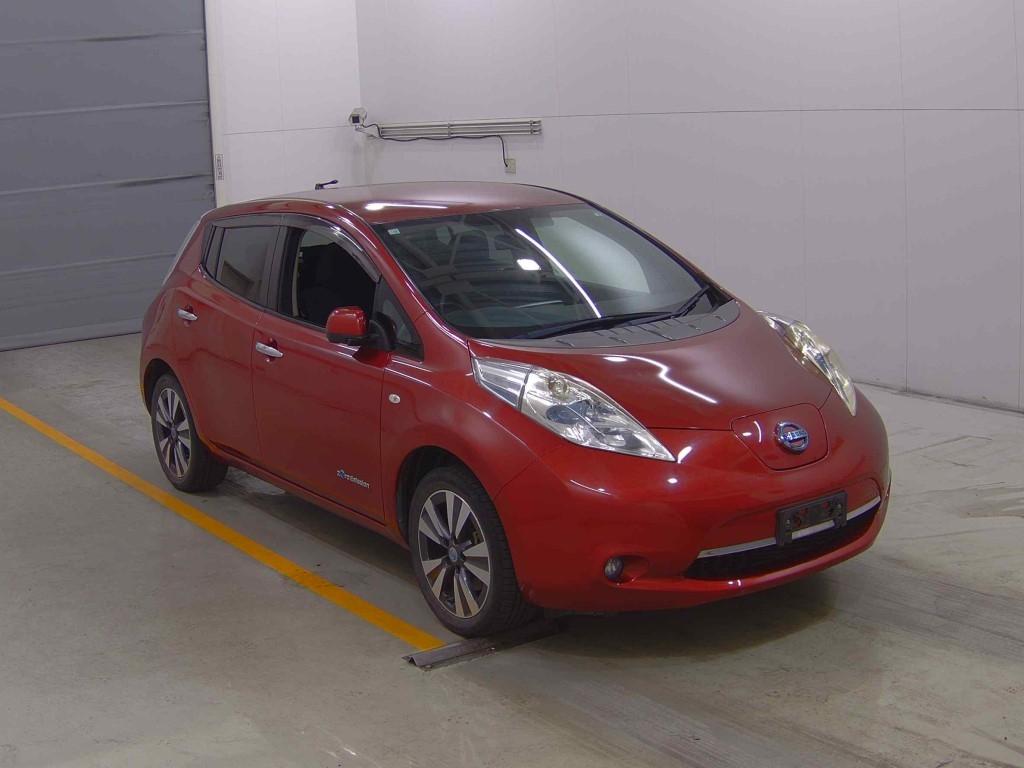 2014 Nissan LEAF 88,000 km