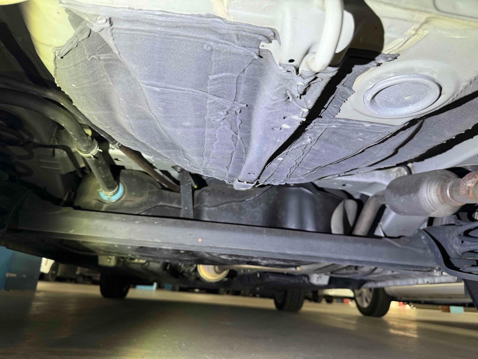 MITSUBISHI MIRAGE 5D M Image 20