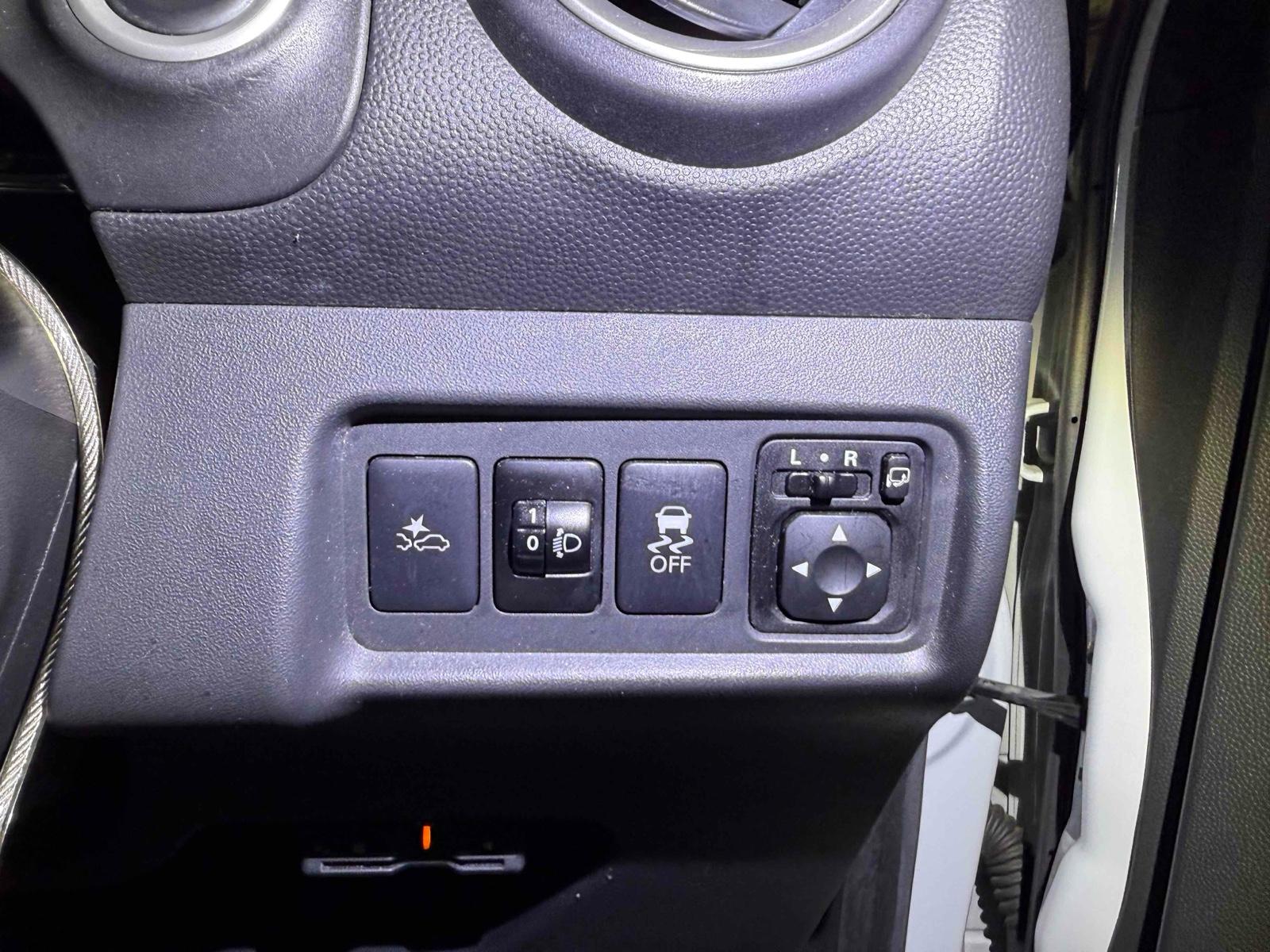 MITSUBISHI MIRAGE 5D M Image 12