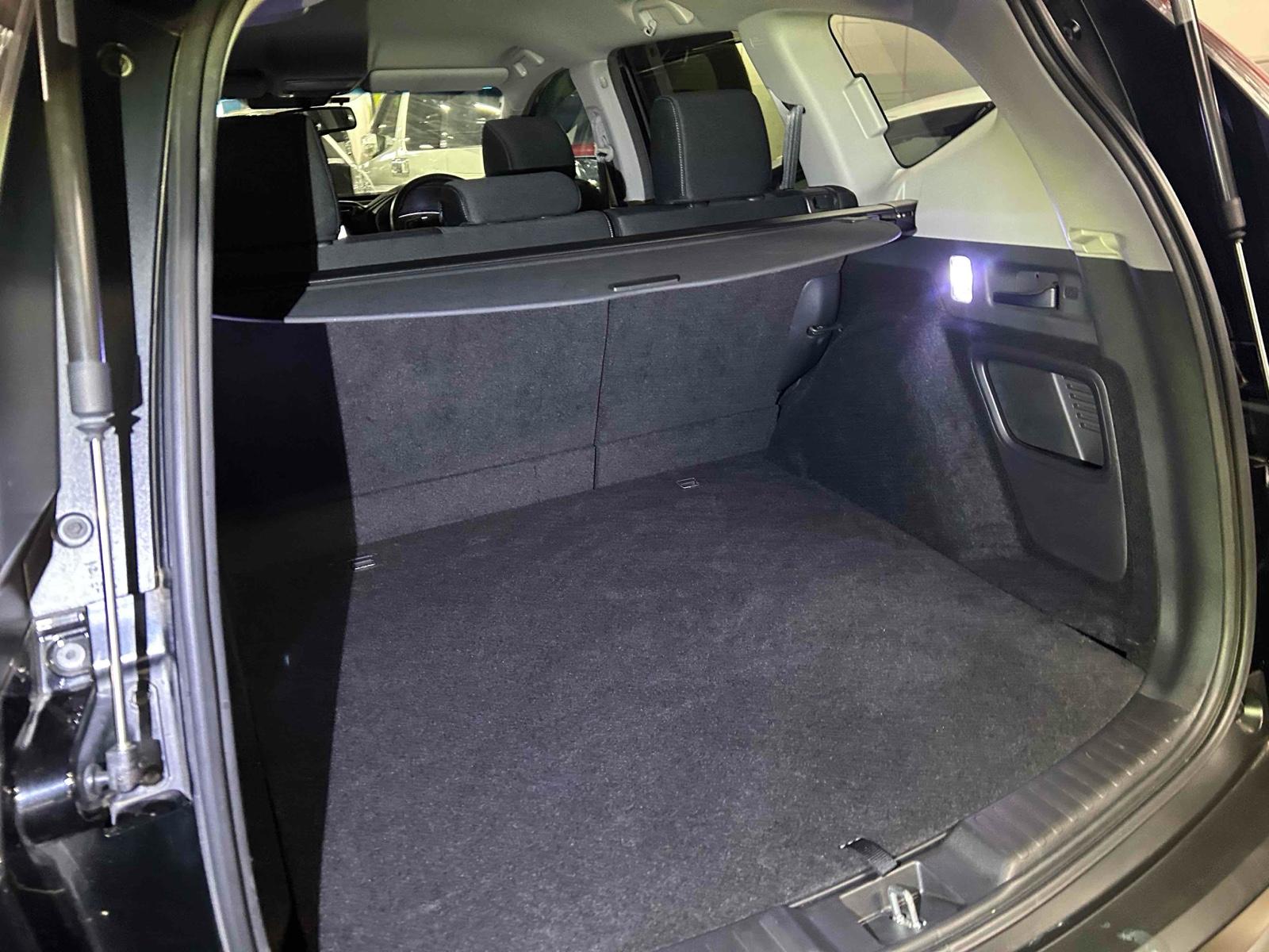 HONDA CR-V HYBRID EX Image 17