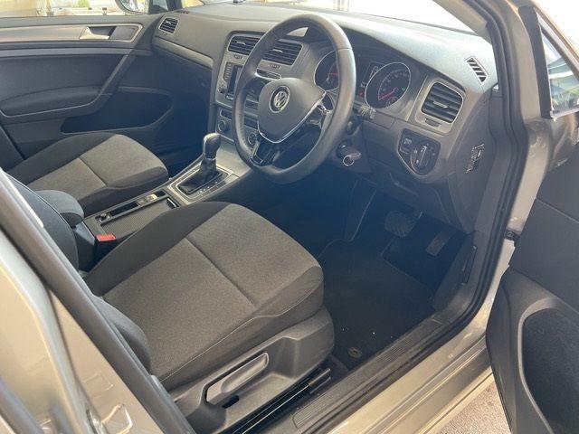 VOLKSWAGEN GOLF  Image 5