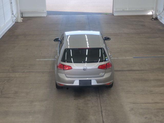 VOLKSWAGEN GOLF  Image 6
