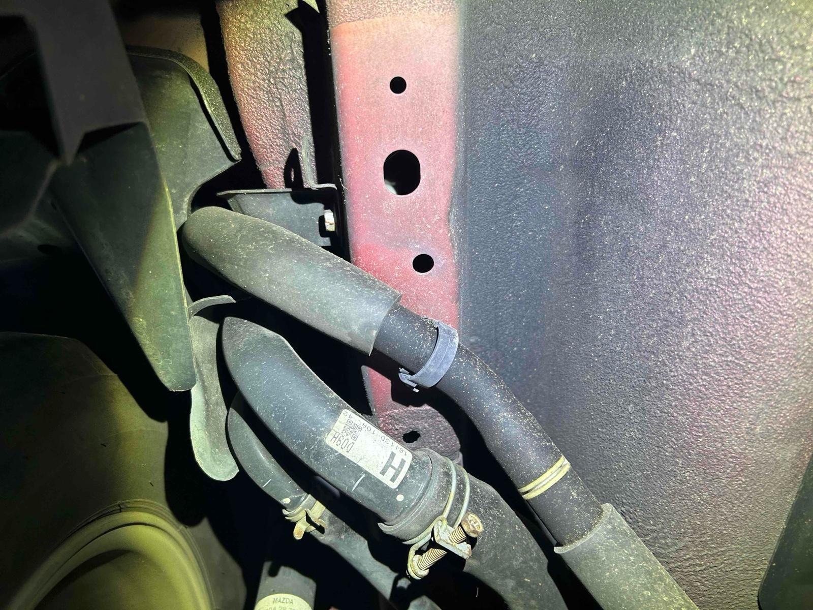 MAZDA DEMIO 13S TOURING PACKAGE Image 18