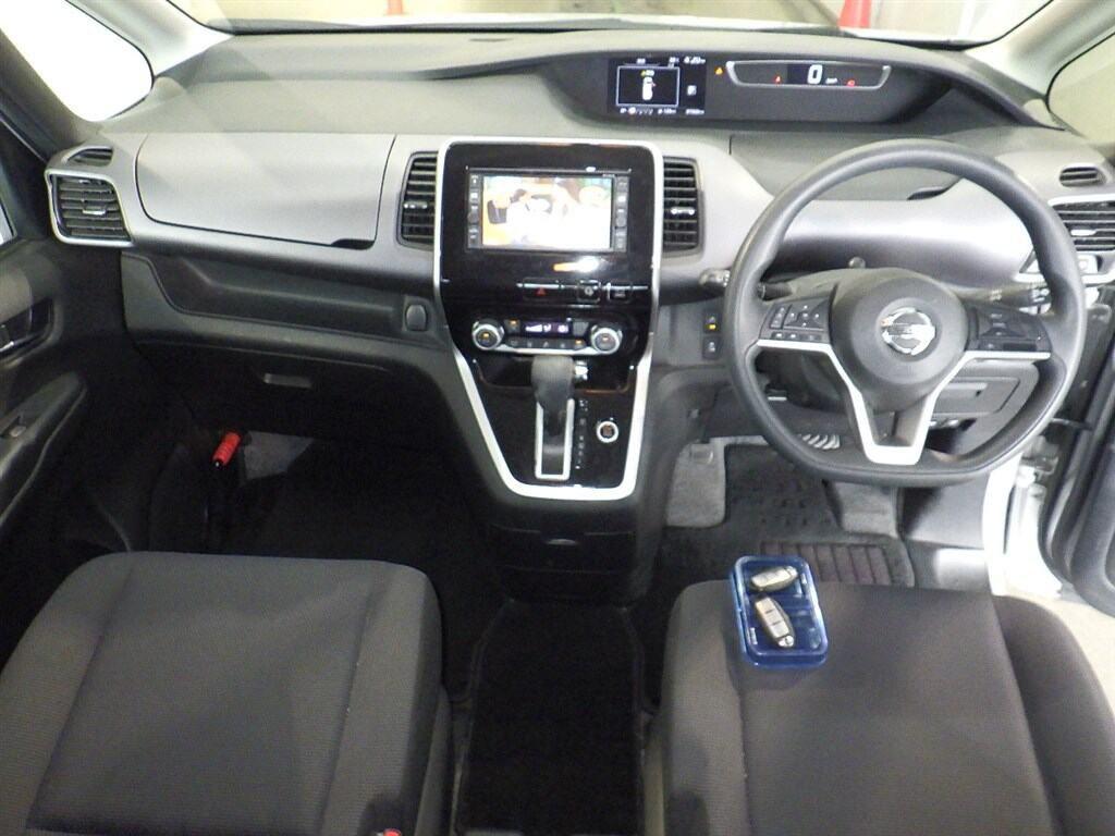 NISSAN SERENA 5D X Image 5