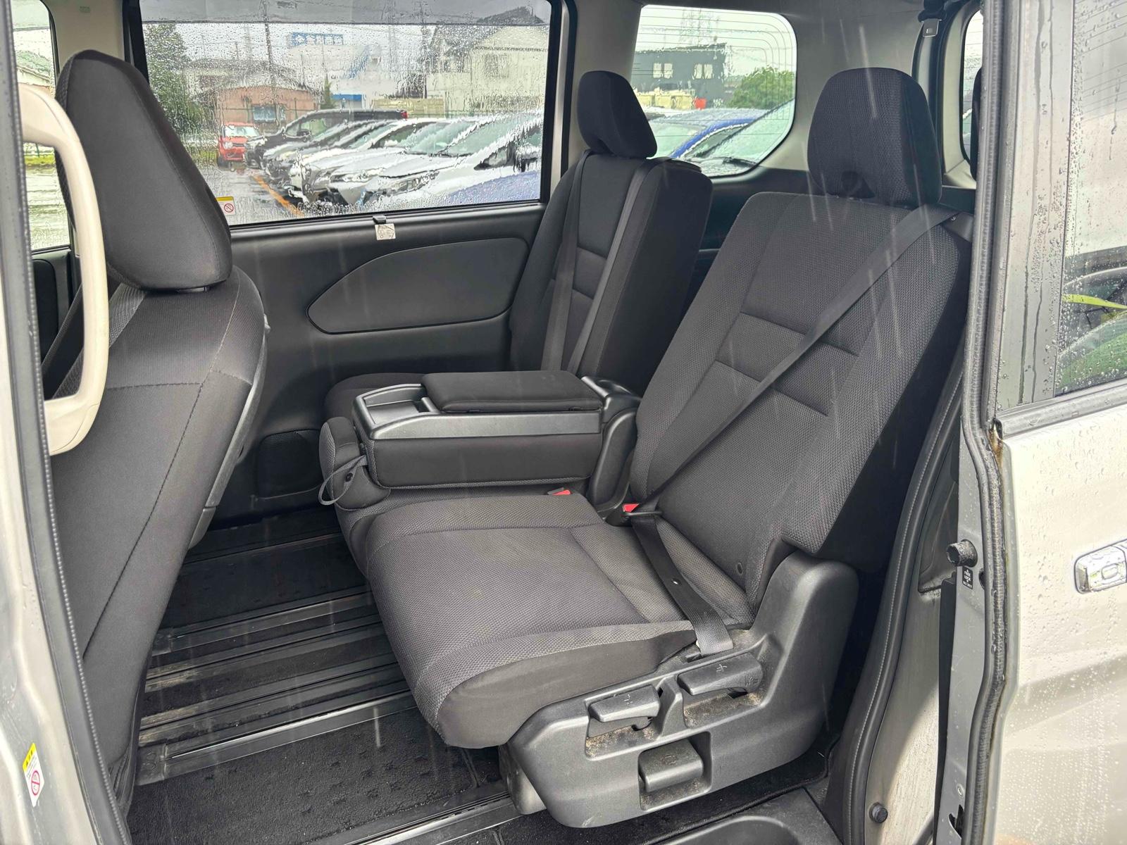 NISSAN SERENA 5D X Image 14