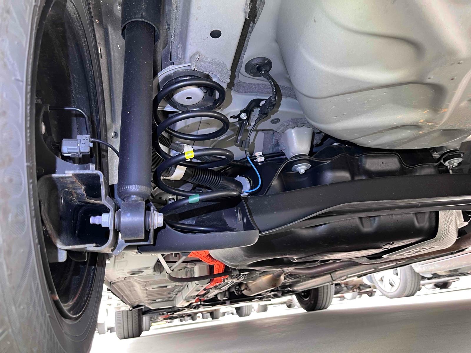 TOYOTA YARIS HYBRID X Image 25