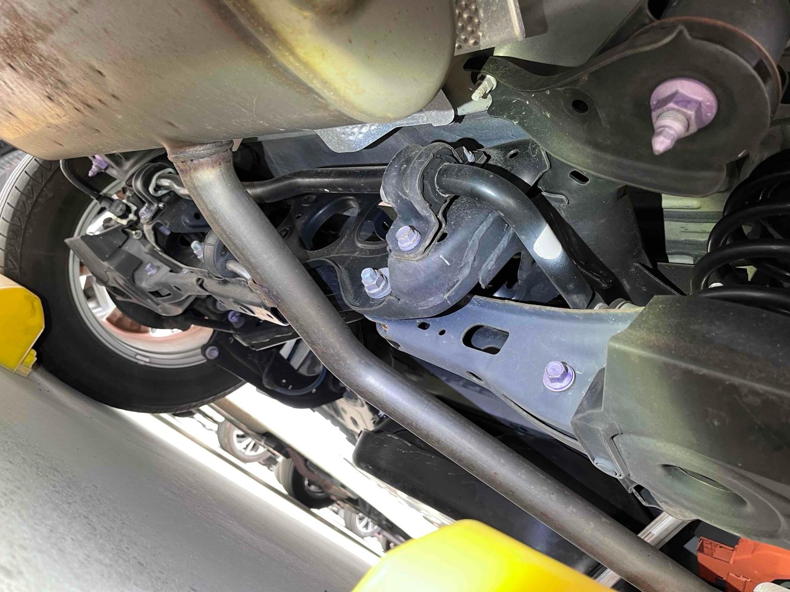 TOYOTA RAV4 HYBRID X Image 19