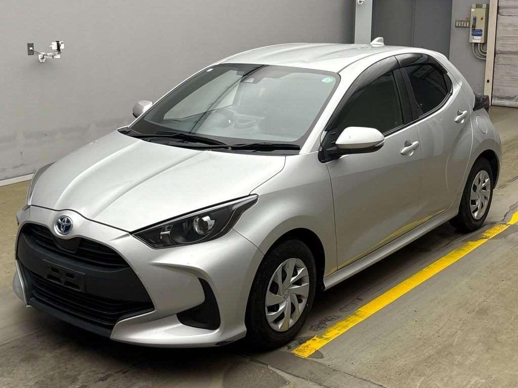 TOYOTA Yaris HYBRID X Image 3