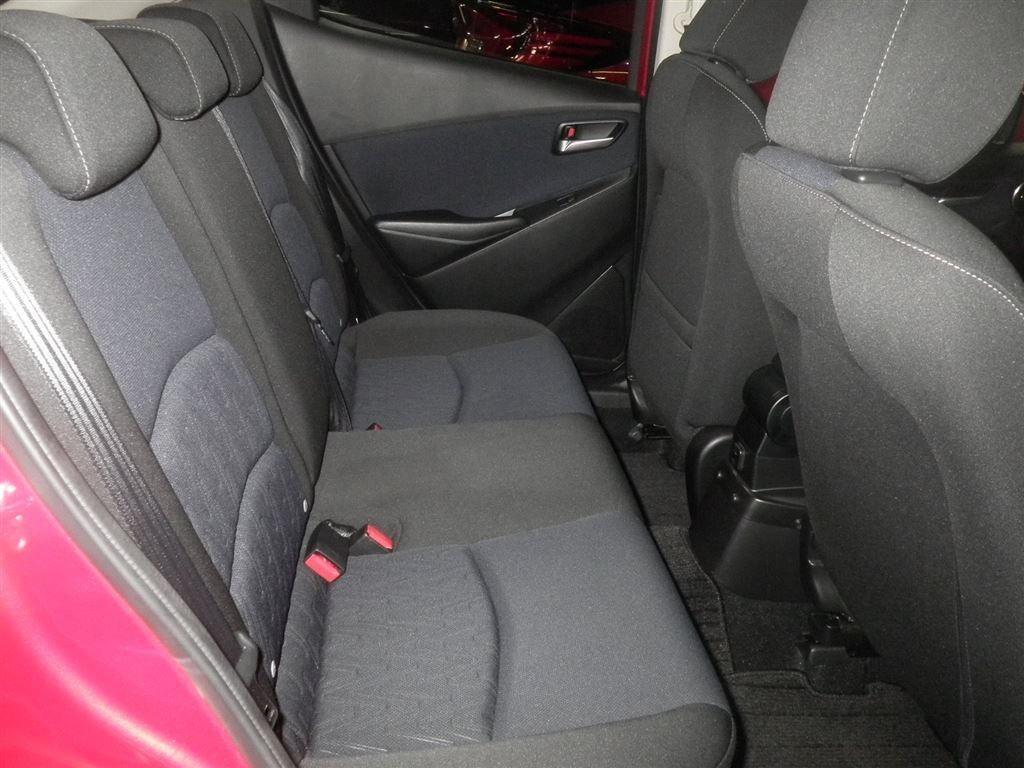 MAZDA DEMIO 13S Image 6
