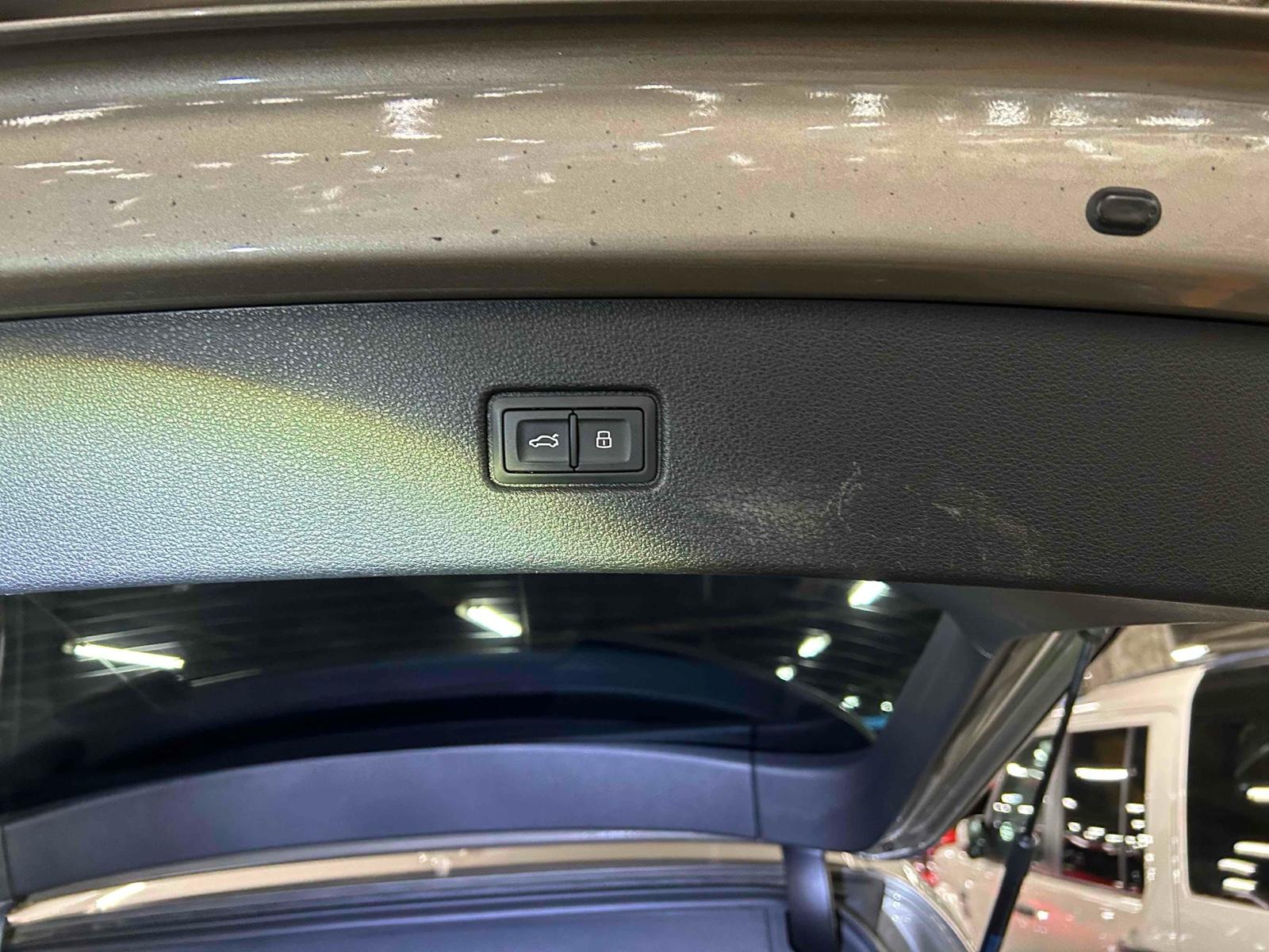 AUDI Q7 4WD 3.0TFSI QUATTRO S LINE PACKAGE Image 29