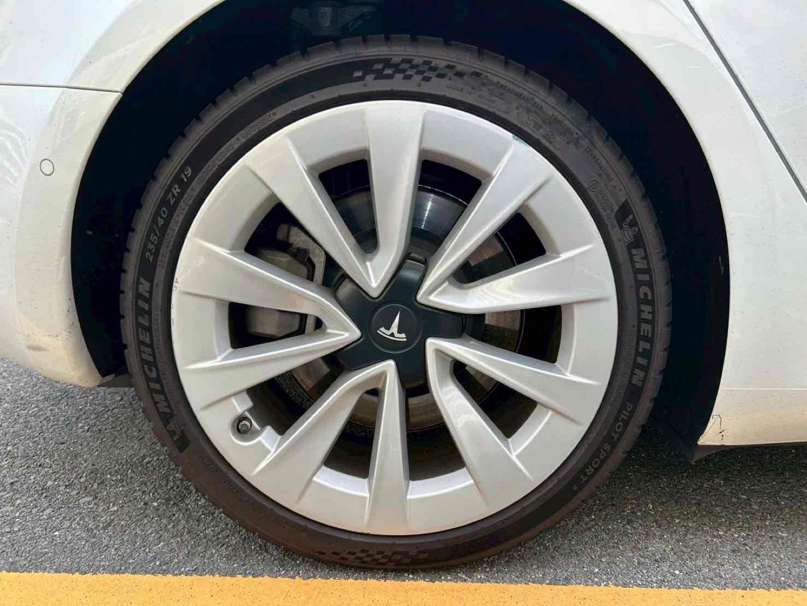TESLA MODEL 3 4WD LONG RANGE Image 20