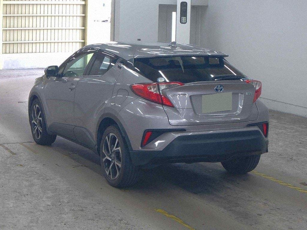 TOYOTA C-HR G Image 4