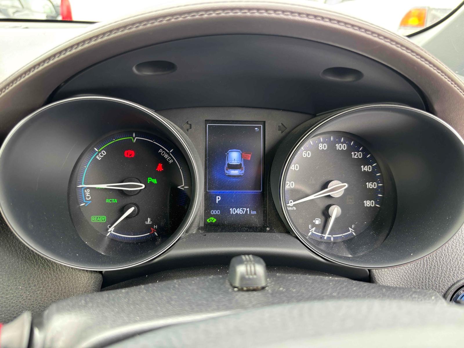 TOYOTA C-HR G Image 14