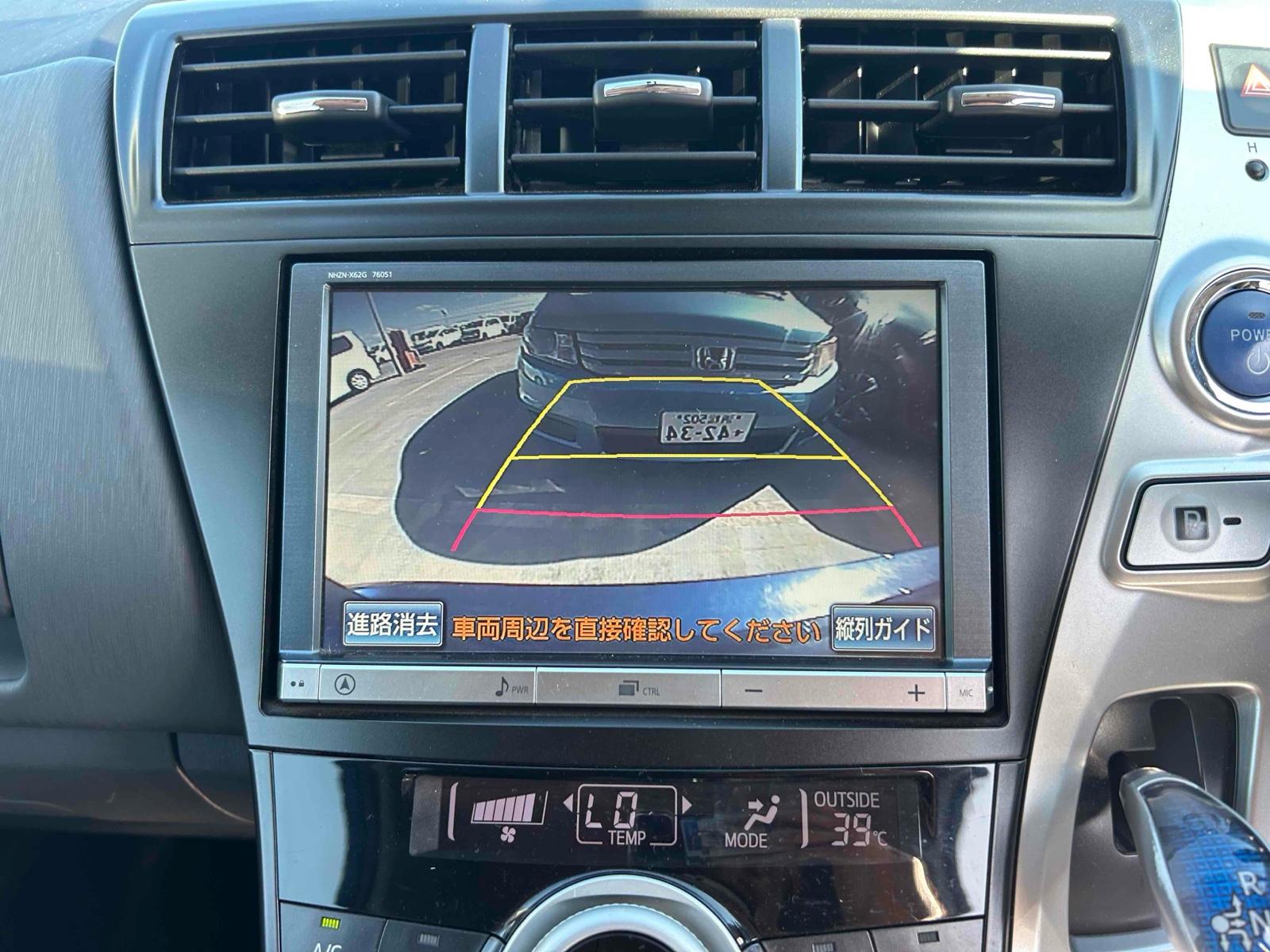 TOYOTA PRIUS ALPHA G 7SEATER Image 18