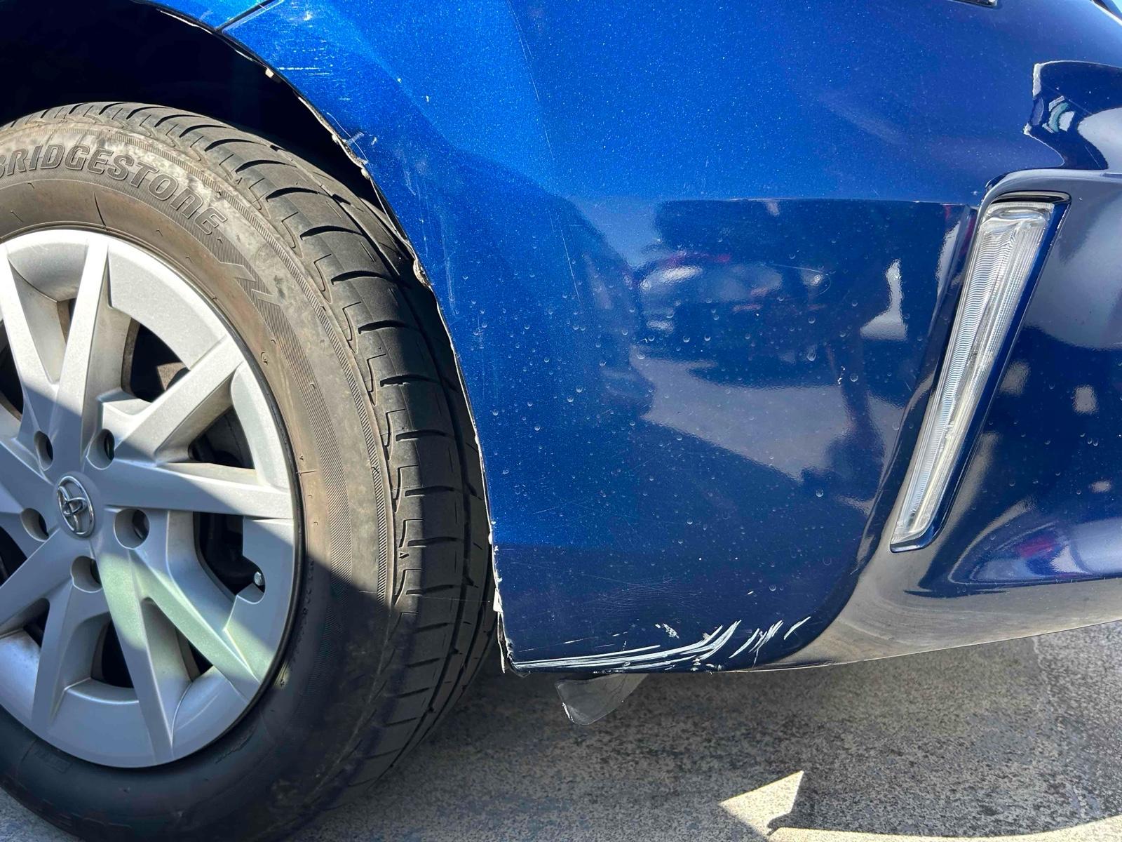 TOYOTA PRIUS ALPHA G 7SEATER Image 19