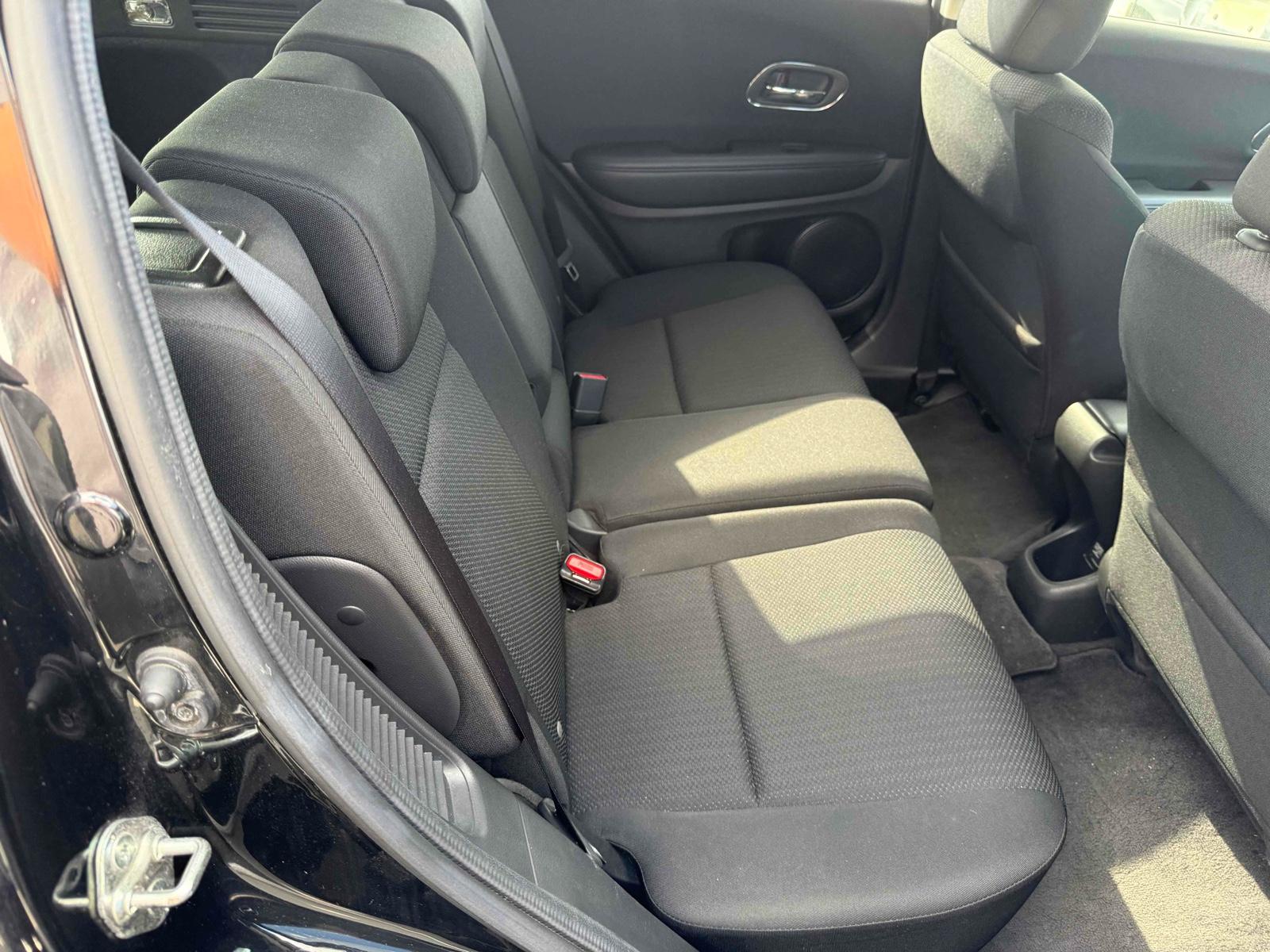 HONDA VESEL HYBRID X Image 7