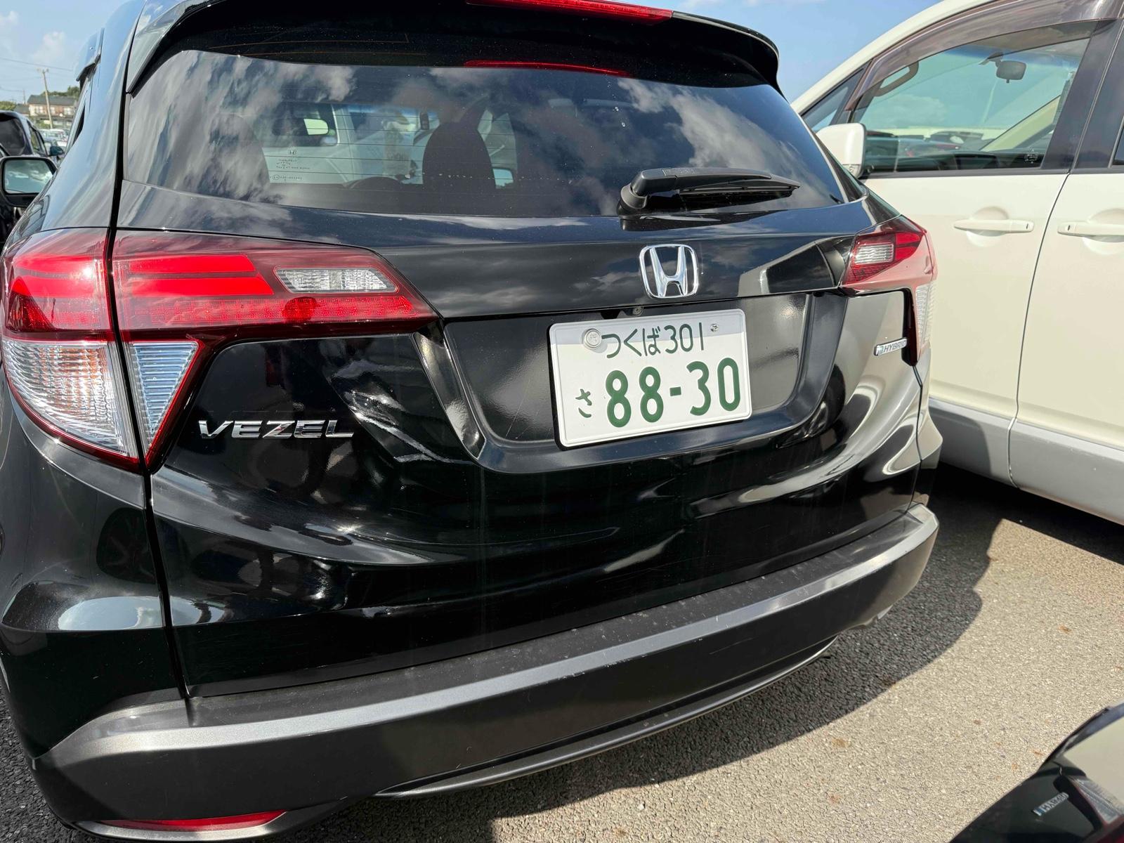 HONDA VESEL HYBRID X Image 14