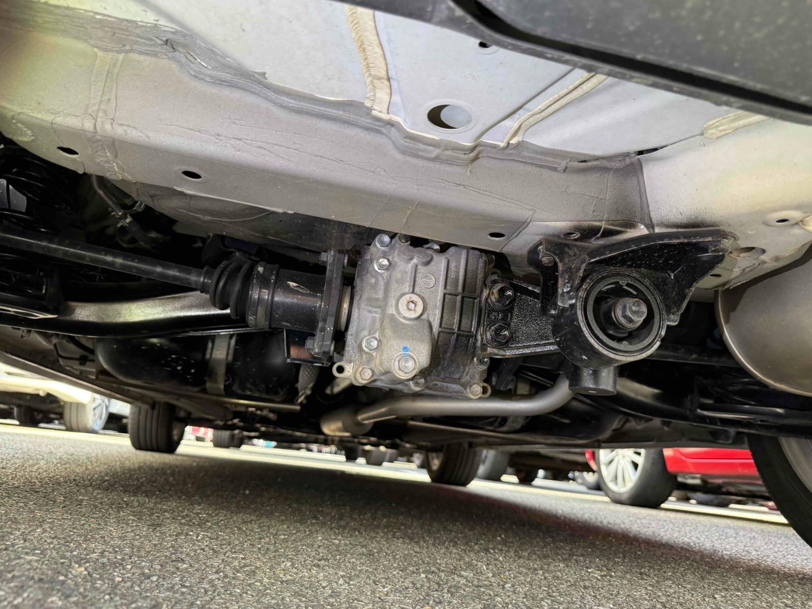 SUZUKI SWIFT HYBRID RS 4WD Image 23