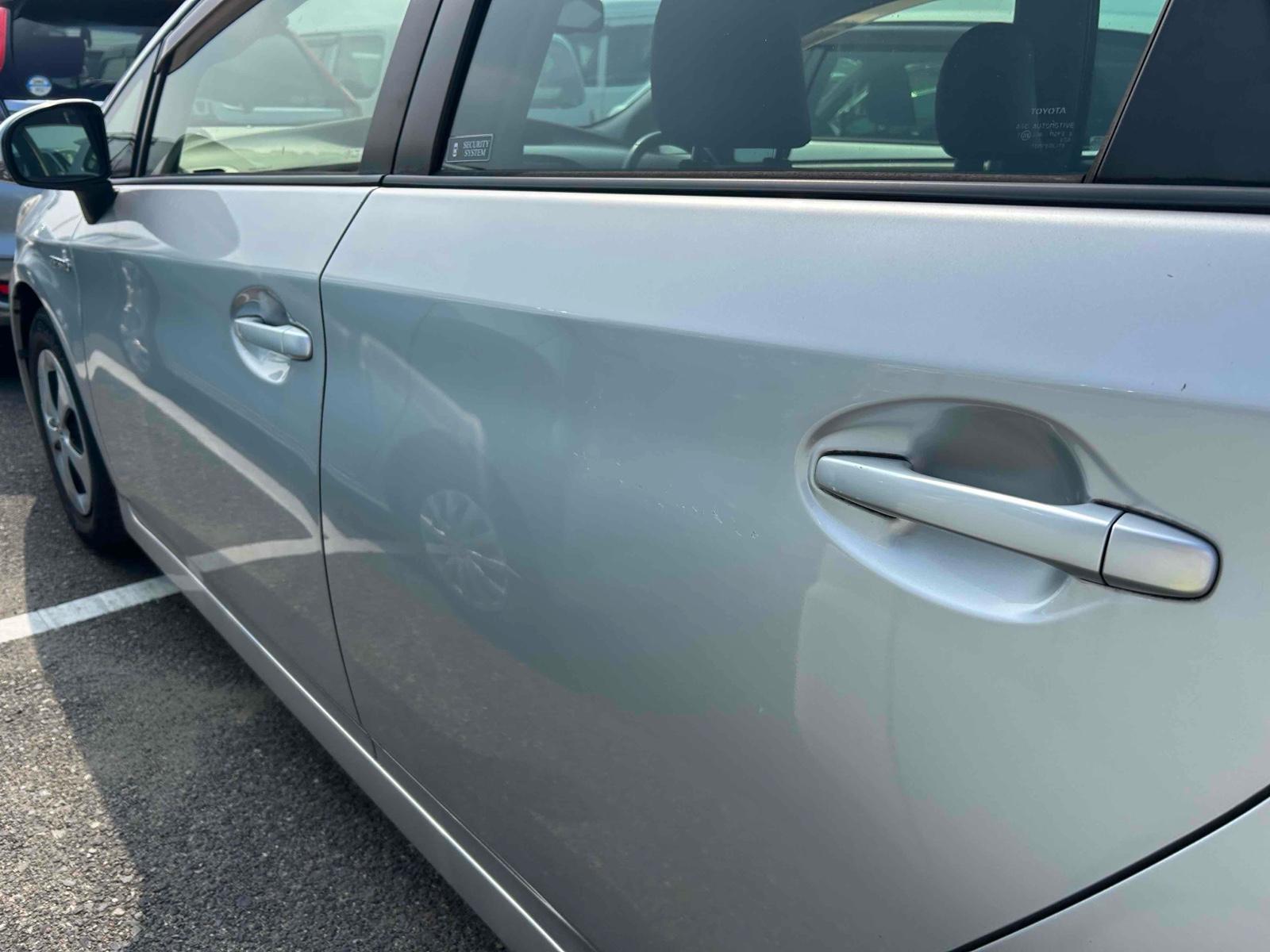 TOYOTA PRIUS G Image 14