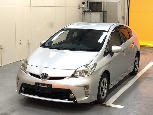 TOYOTA PRIUS G Image 3