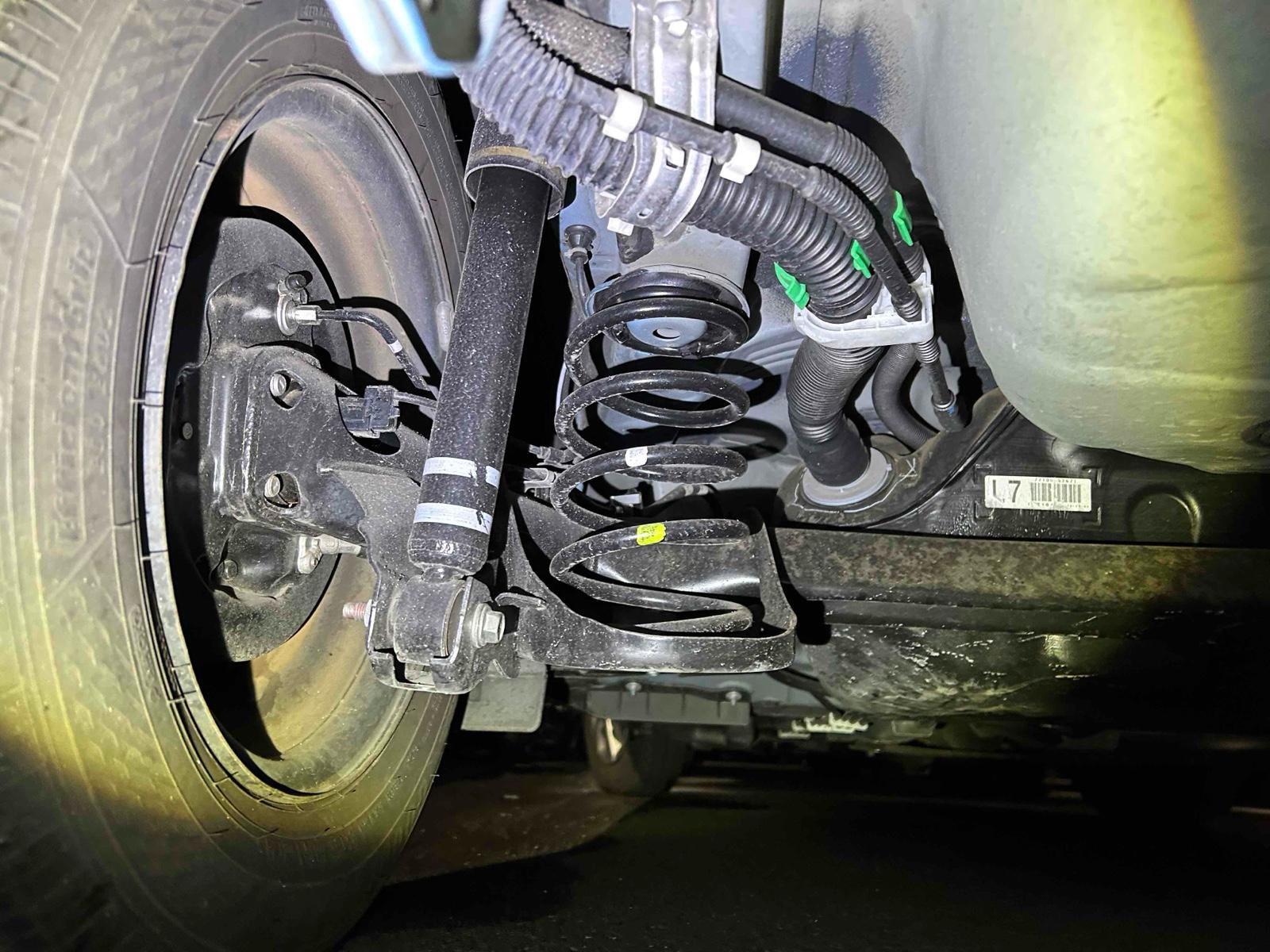 TOYOTA VITZ 5D 1.3F LED EDITION Image 25