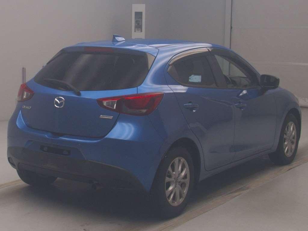 MAZDA DEMIO 15S Image 22
