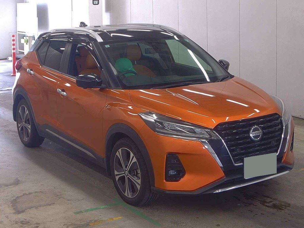 2021 Nissan KICKS 5D 53,000 km