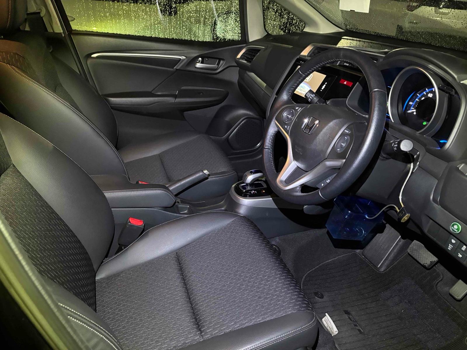 HONDA FIT HYBRID L PACKAGE Image 7