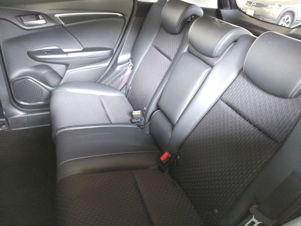 HONDA FIT HYBRID L PACKAGE Image 6