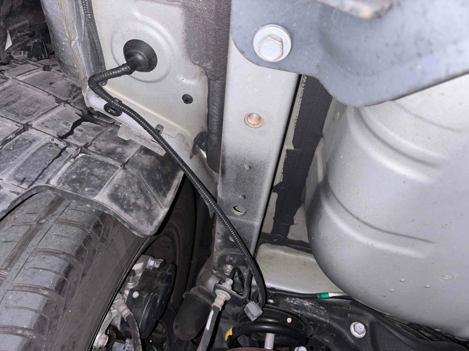 LEXUS NX NX300H Image 16