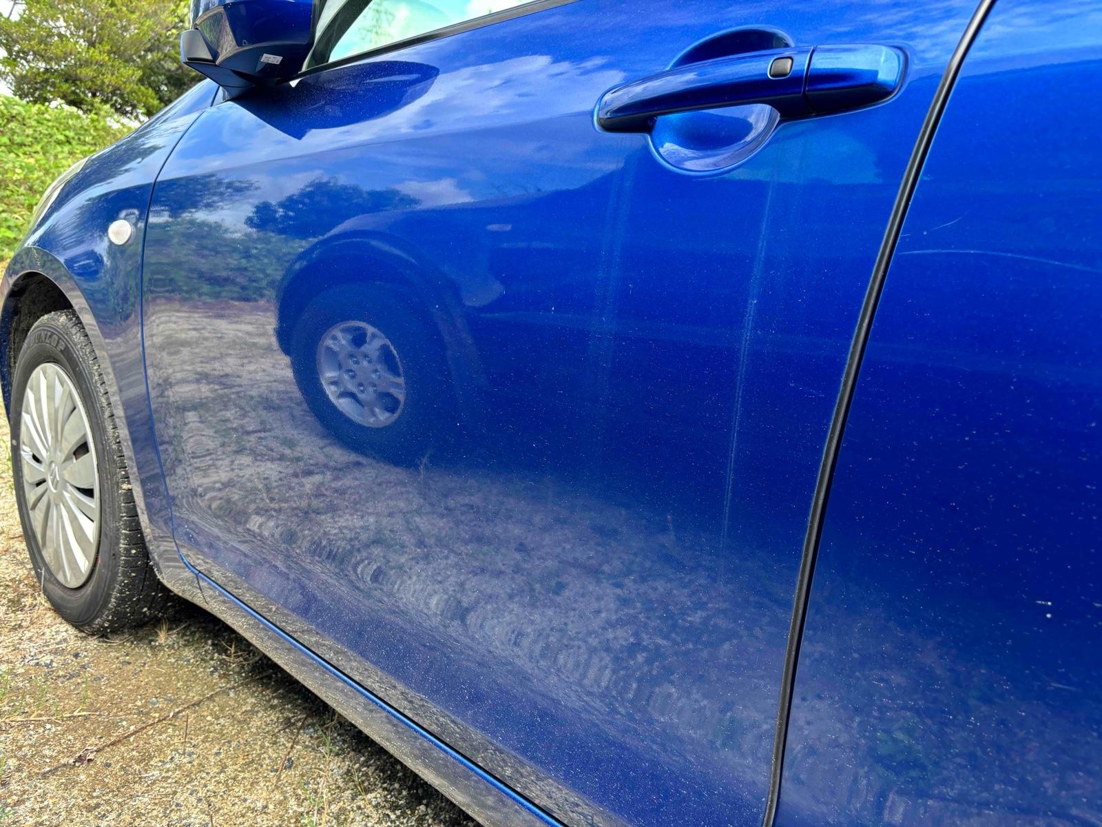 SUZUKI SWIFT 5D XG Image 26