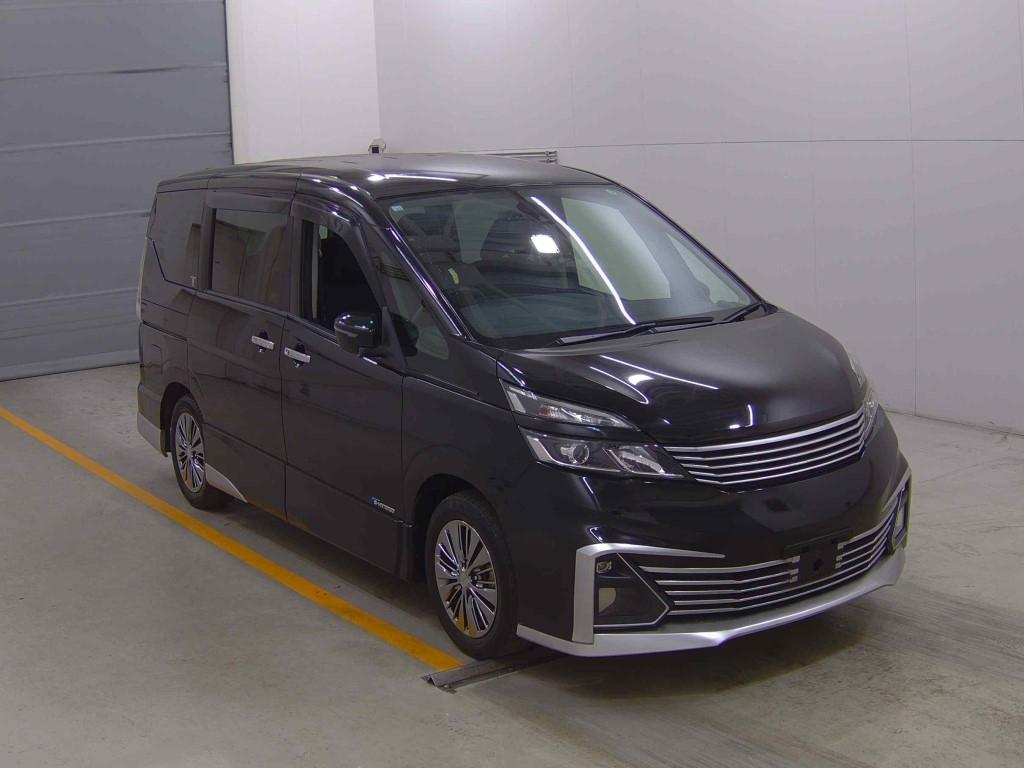 2016 Nissan SERENA 128,000 km