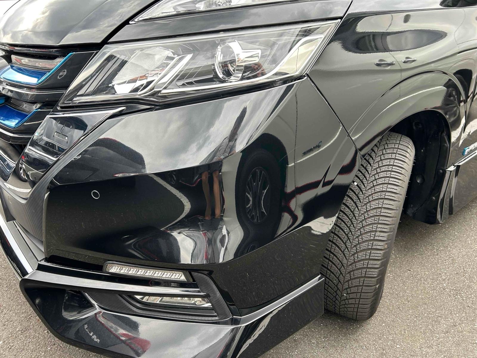NISSAN SERENA E-POWER HIGHWAY STAR V Image 16
