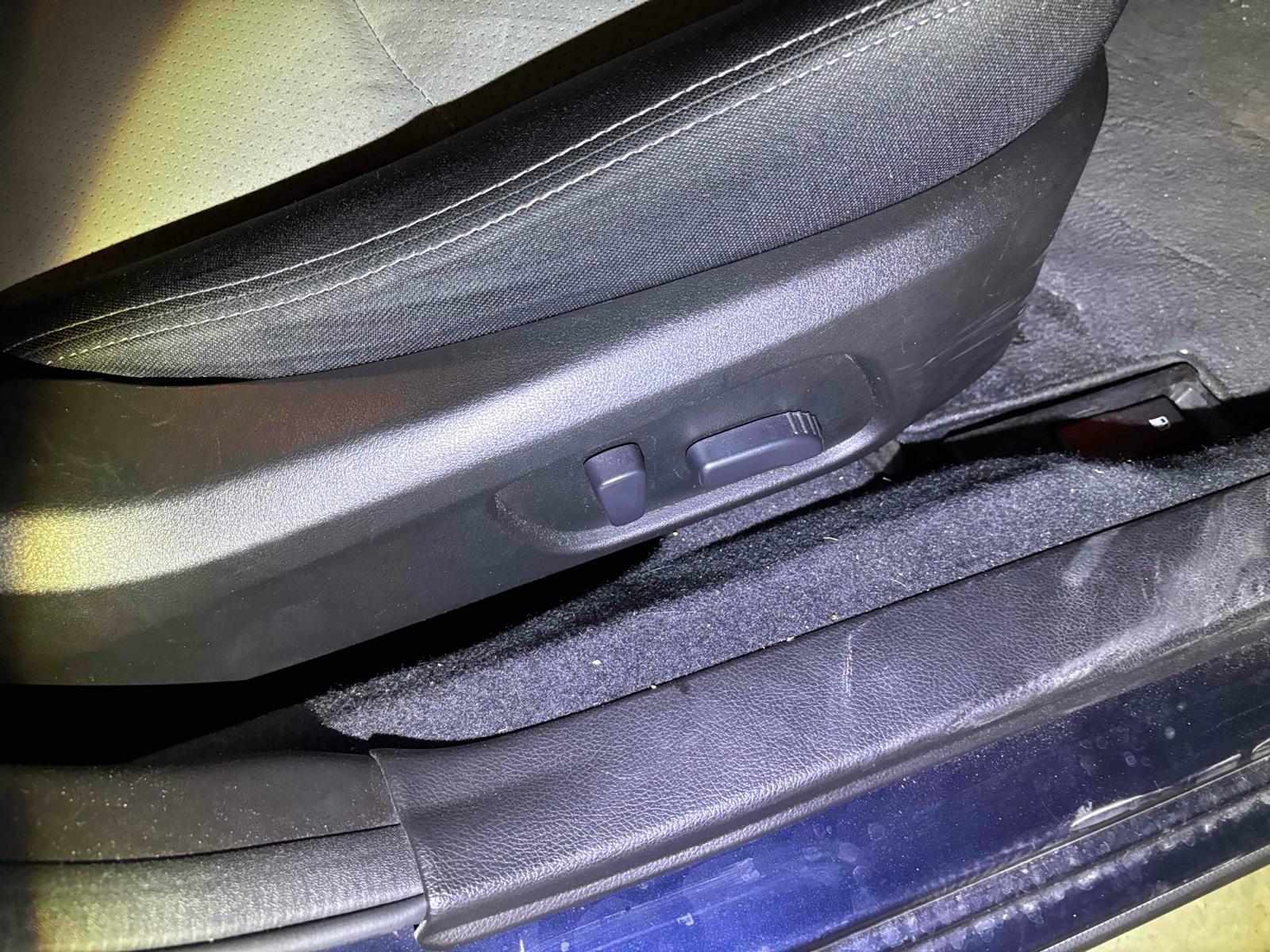 SUBARU IMPREZA XV HYBRID 4WD 2.0I-L EYESIGHT Image 9