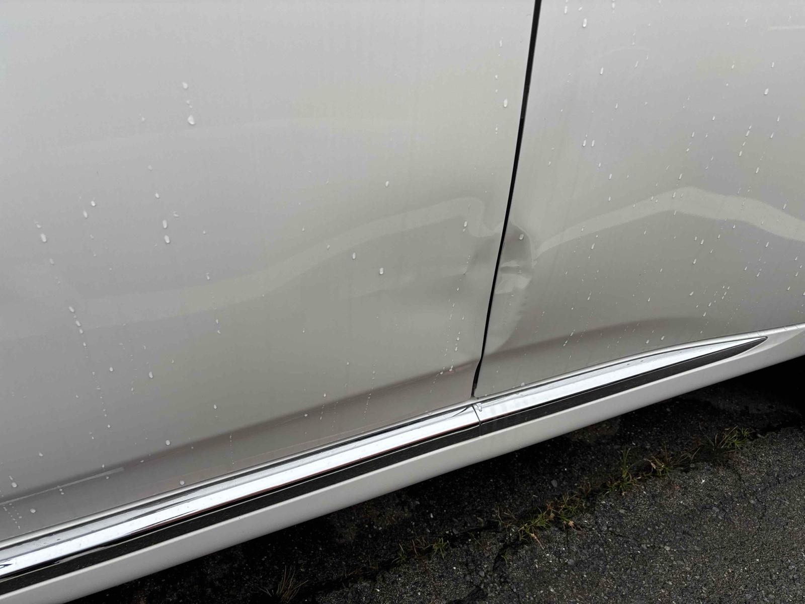 MITSUBISHI OUTLANDER PHEV 4WD G NAVI PACKAGE Image 13