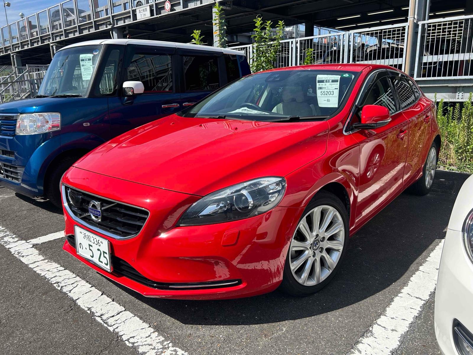 VOLVO V40 T4SE Image 17