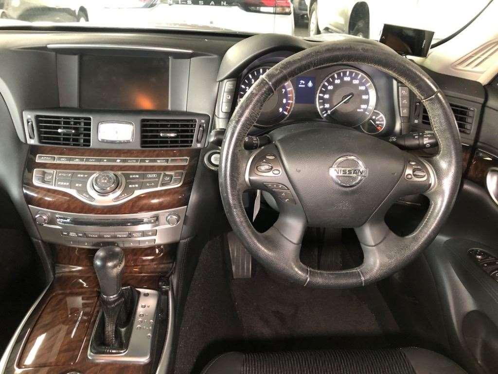 NISSAN FUGA HYBRID A PACKAGE Image 6