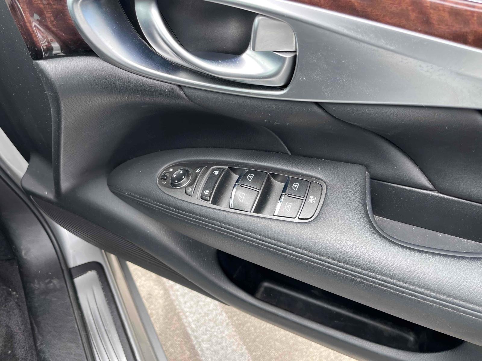 NISSAN FUGA HYBRID A PACKAGE Image 15